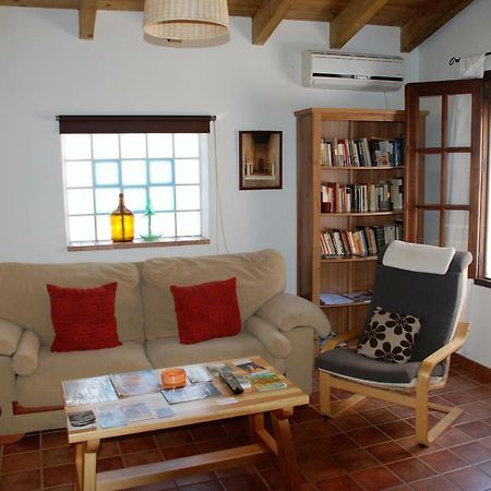 Casa Rural La Torre Альмонастер-ла-Реаль Екстер'єр фото