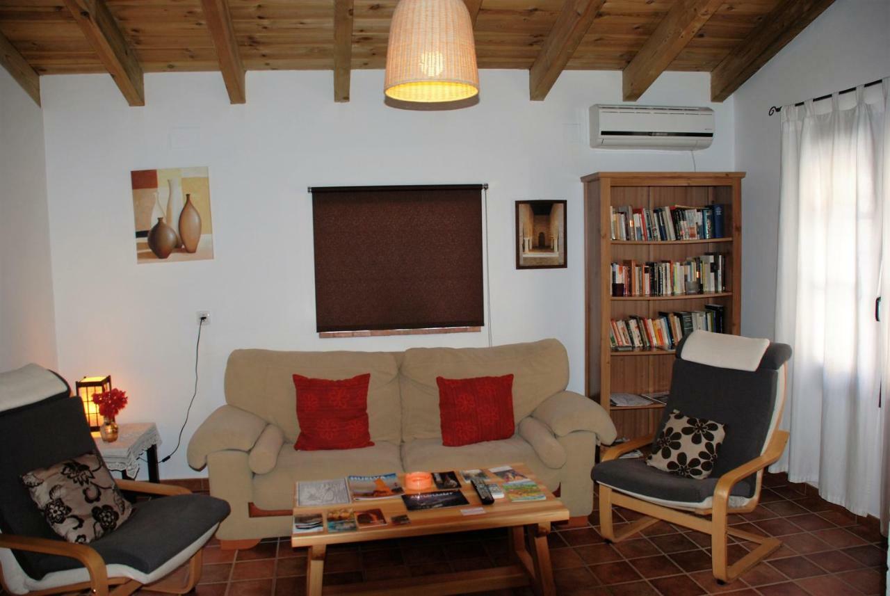 Casa Rural La Torre Альмонастер-ла-Реаль Екстер'єр фото