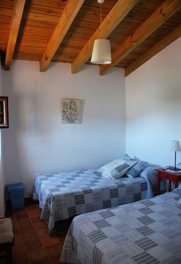 Casa Rural La Torre Альмонастер-ла-Реаль Екстер'єр фото